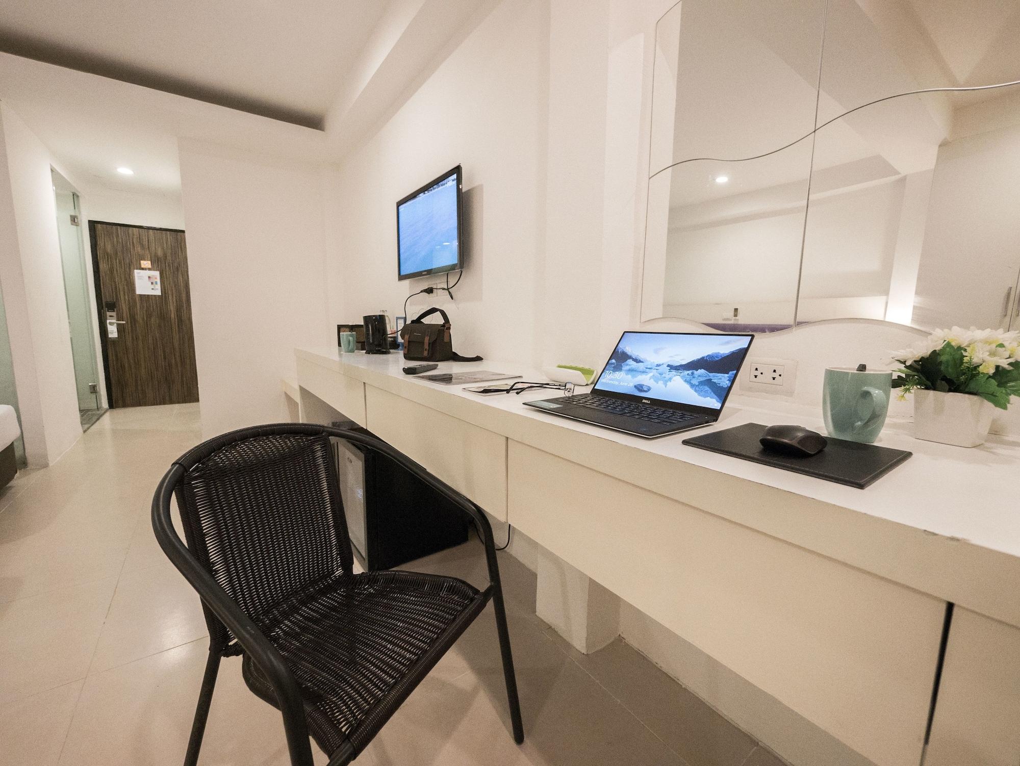 Khách sạn Armoni 3*